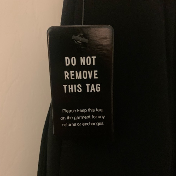 *NWT* Off the shoulder Express Jumpsuit - Picture 5 of 5